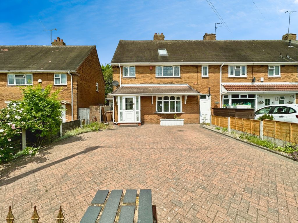 Property photo 1 of 26