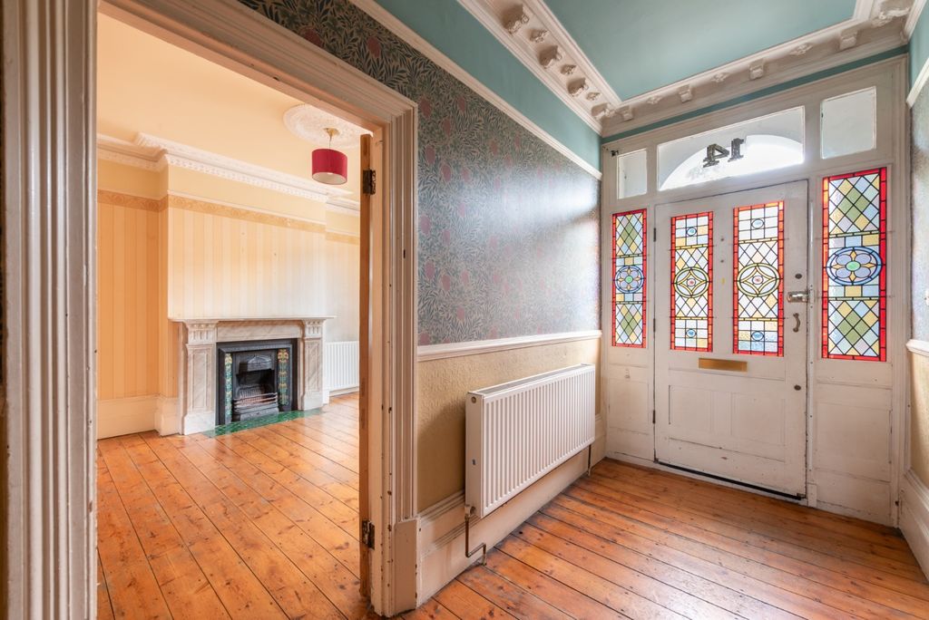Property photo 3 of 34 3576103