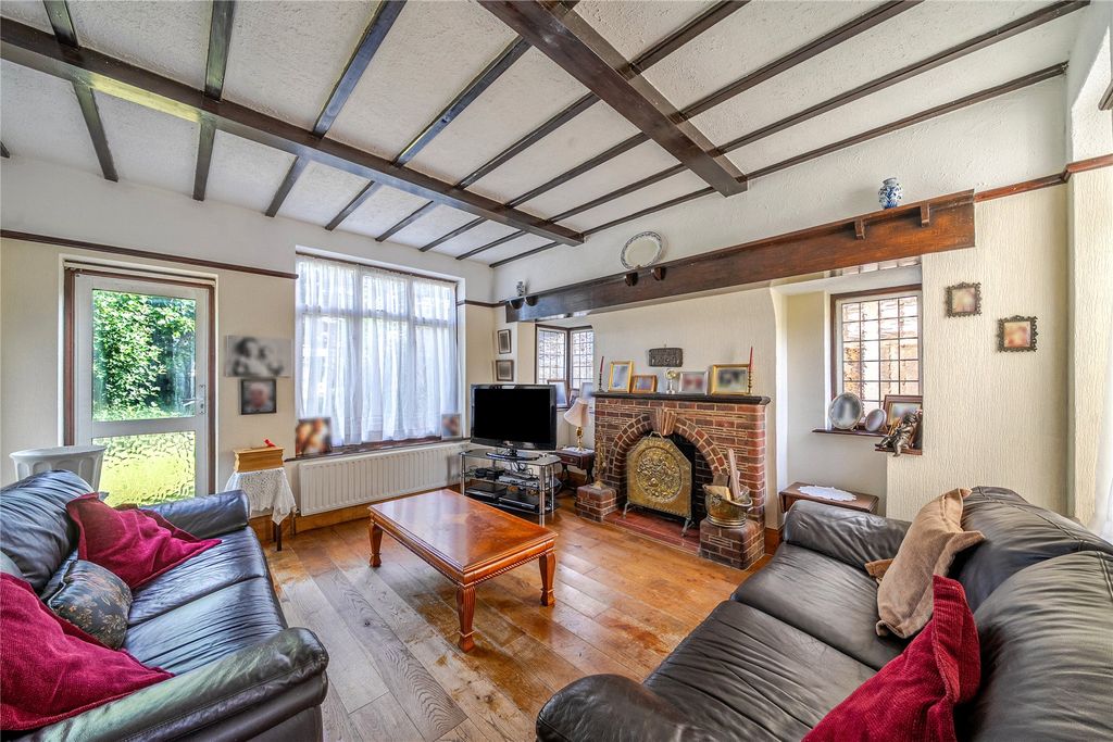 Property photo 3 of 19 Picture No. 11