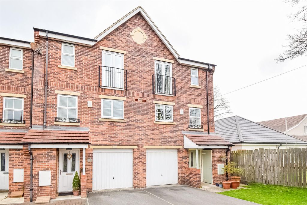 Property photo 1 of 21