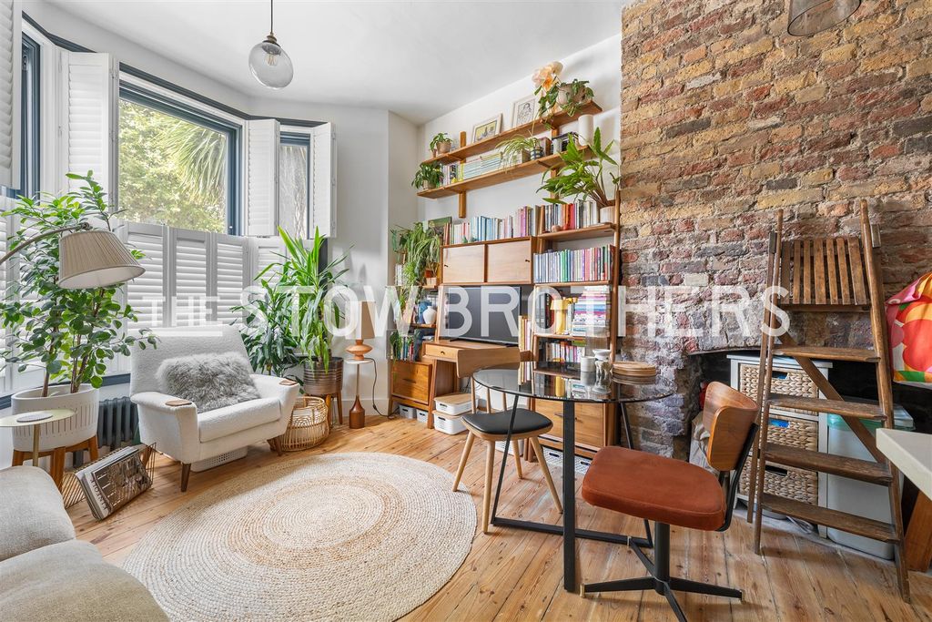 Property photo 1 of 18 7