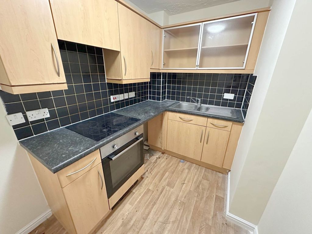 Property photo 3 of 9