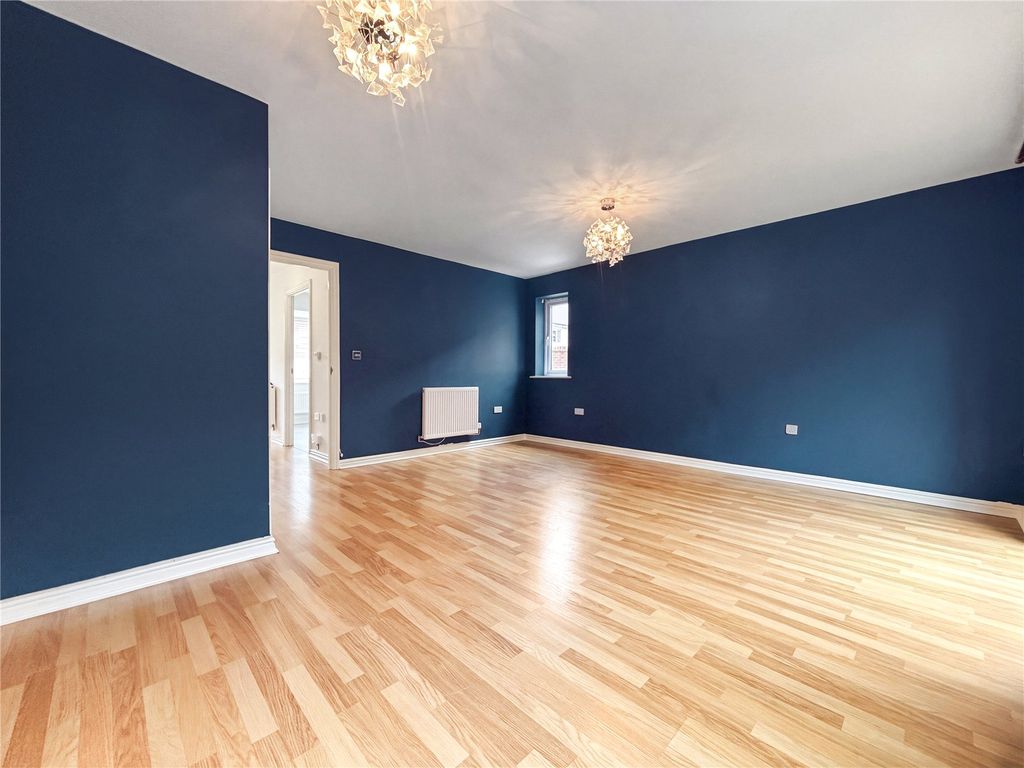 Property photo 3 of 14 Picture No. 13