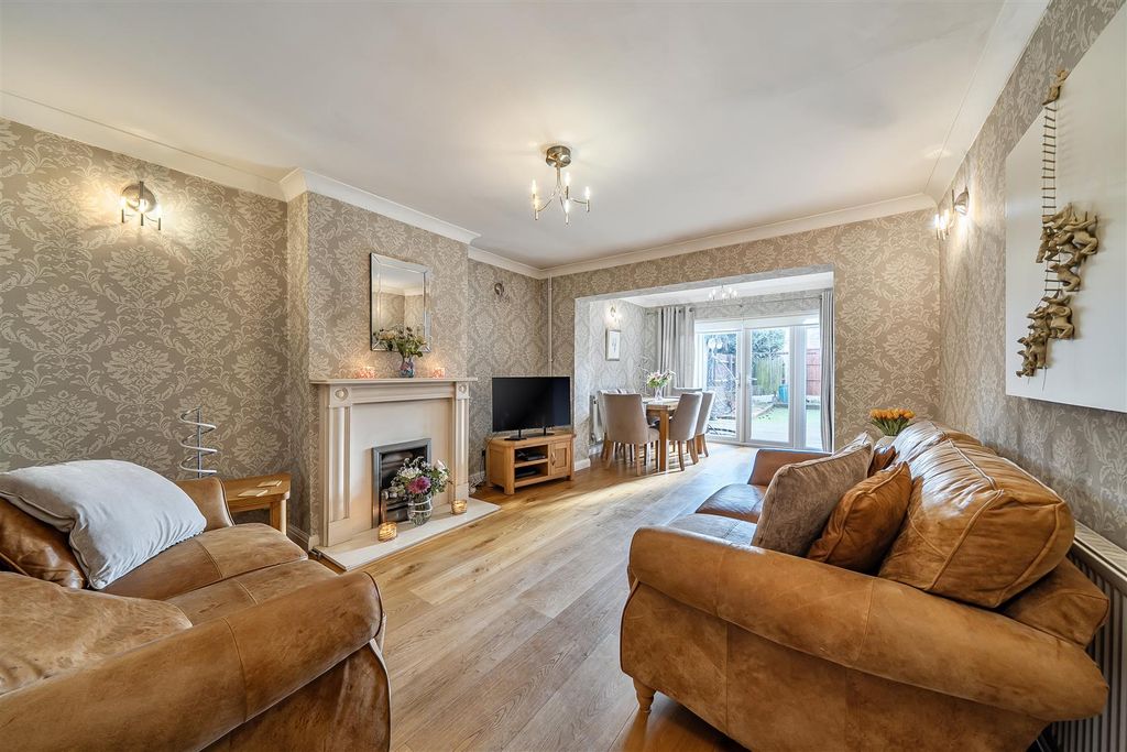 Property photo 2 of 16 2