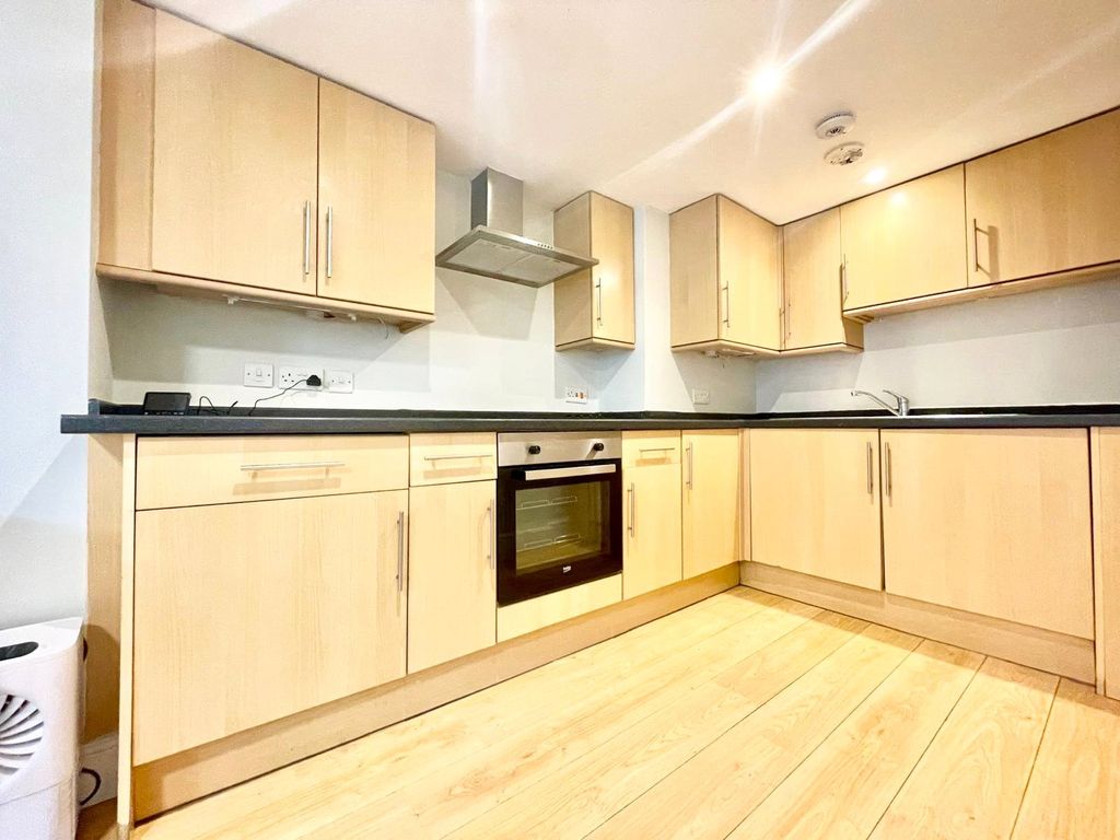 Property photo 3 of 7 Picture No. 17