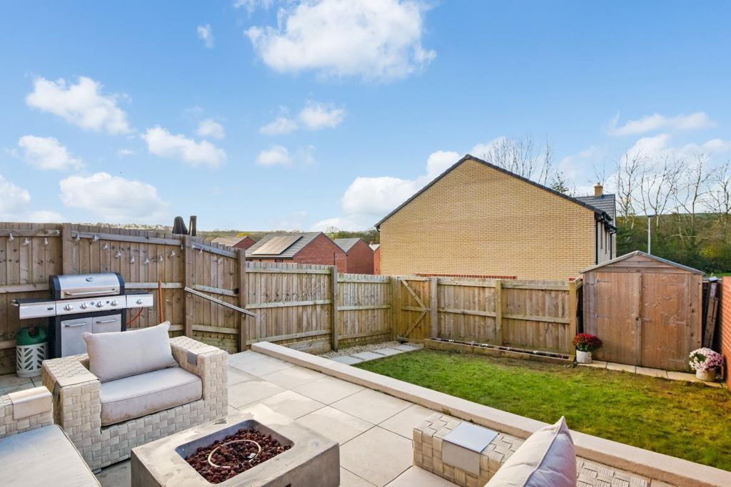 Property photo 3 of 24 Ph23_6308373.Jpg