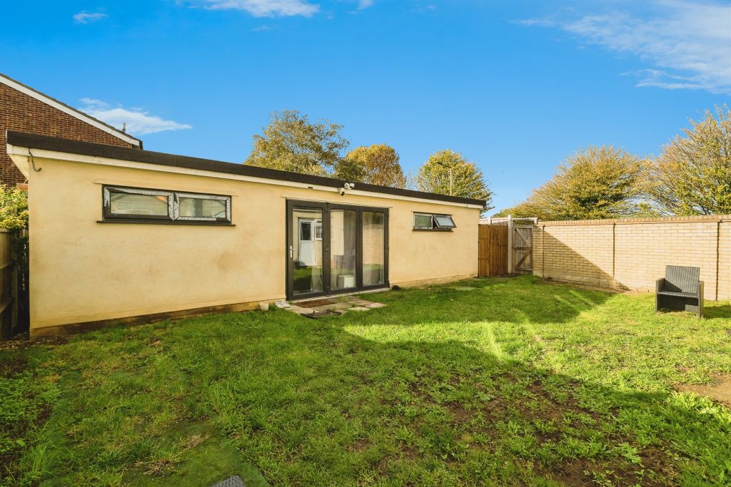 Property photo 3 of 25