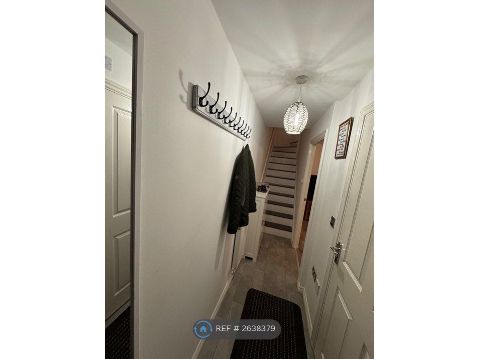 Property photo 2 of 23