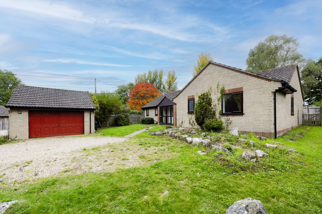 Property photo 1 of 17 Photo 1