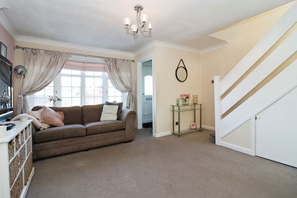Property photo 2 of 15