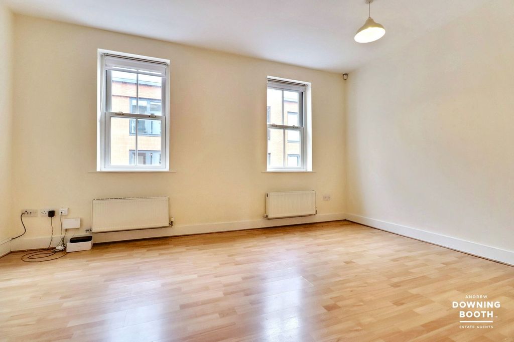 Additional image 4 of 3 bed flat for saleCharter Mews, Sandford Street, Lichfield WS13