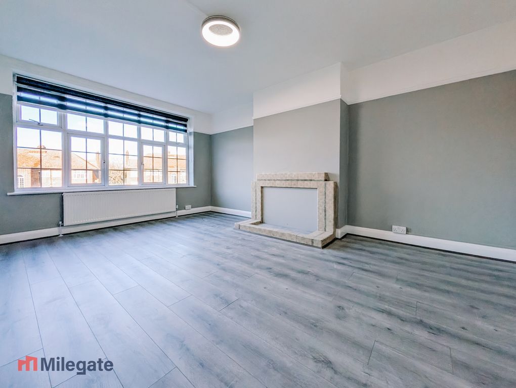 Property photo 1 of 11 Photo 1