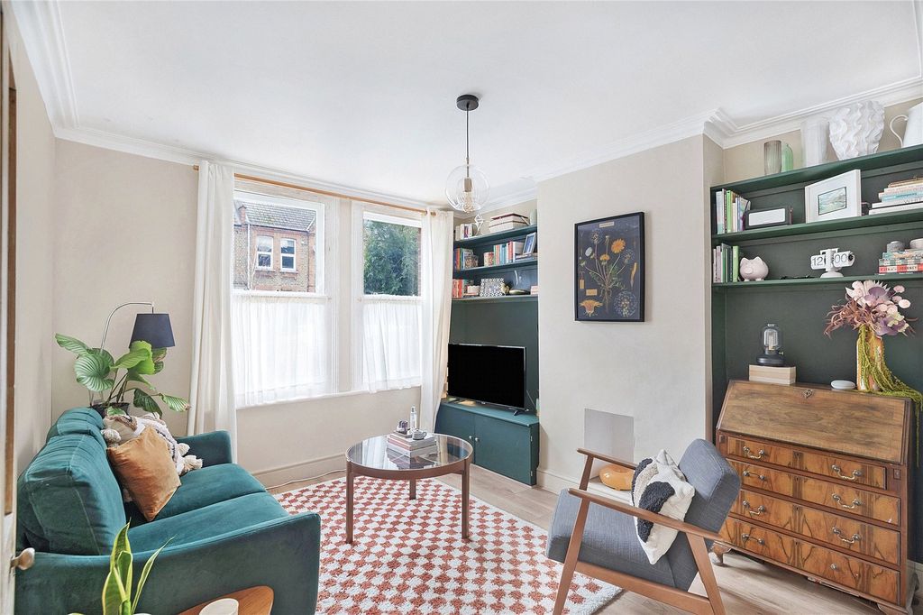 Property photo 1 of 10 Picture No. 02