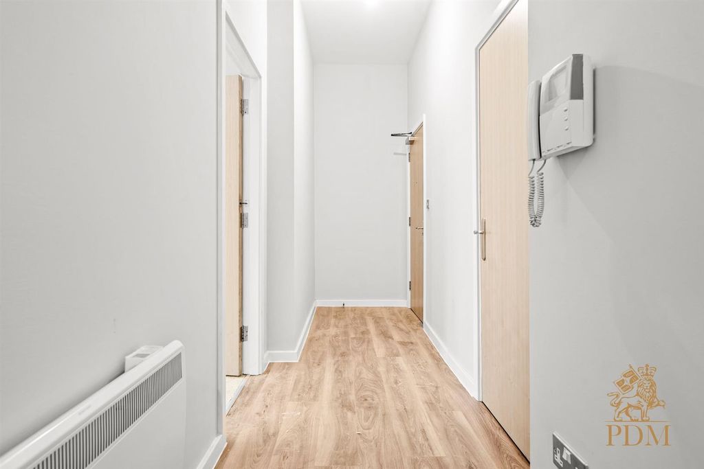 Property photo 3 of 16 Apt 5 Lexington Place, 7 Plumptre Street Nottingha