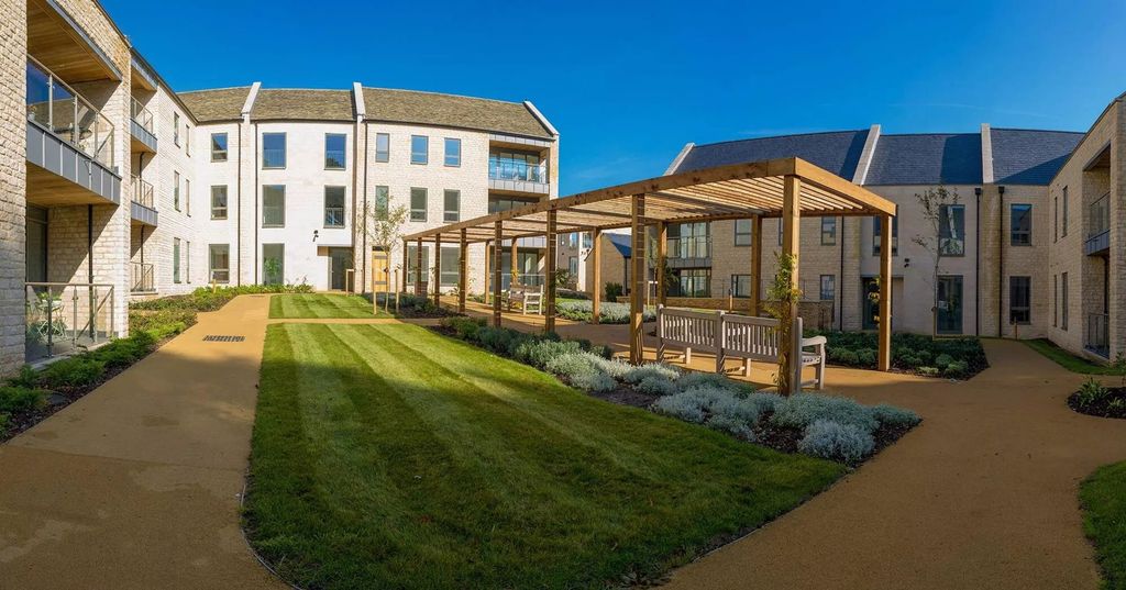 Property photo 1 of 15 Juniper Court