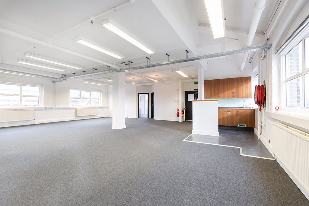Property photo 3 of 11 3rd F Lymehouse  Studios13.Jpg