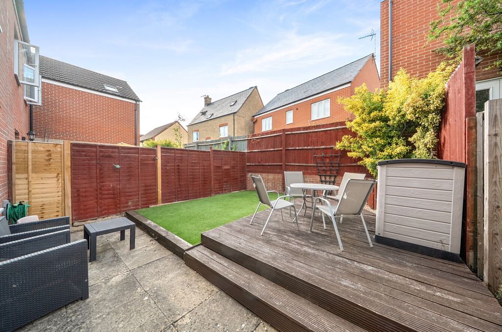 Property photo 3 of 21 15083592