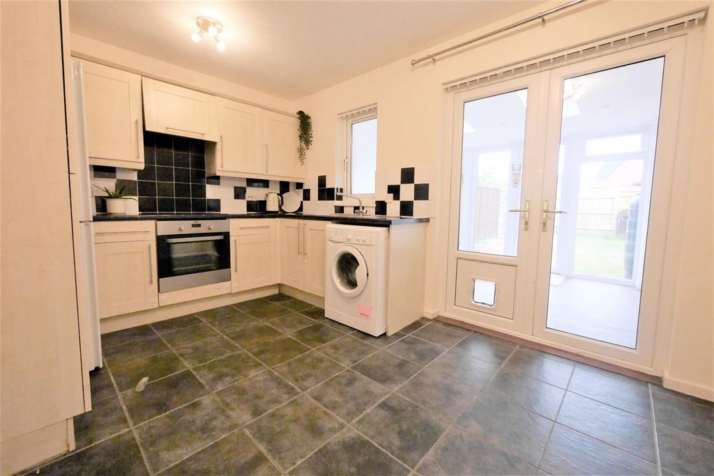 Property photo 3 of 9 Kitchen/Diner