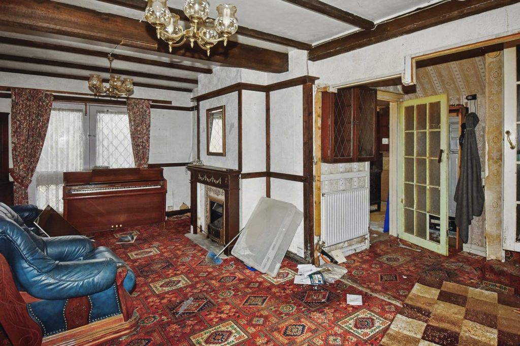 Property photo 2 of 10 Image 2