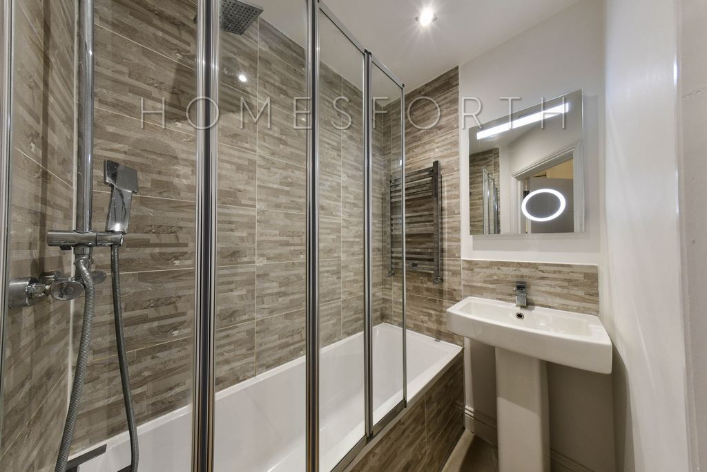 Property photo 2 of 11 Photo 8