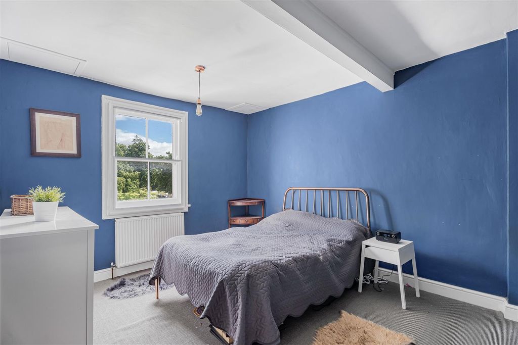 Property photo 3 of 15 7_82565.Jpg