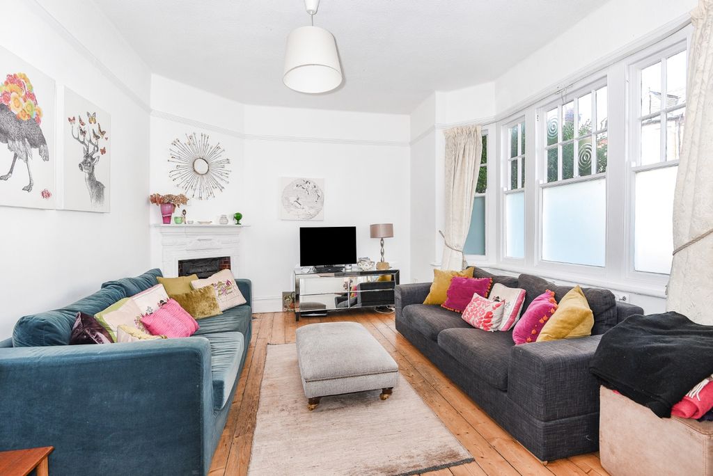 Property photo 2 of 10 4469181