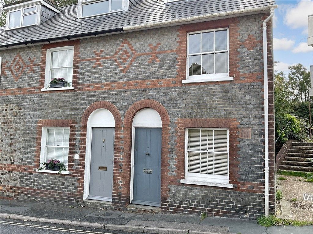 Property photo 1 of 7 Front