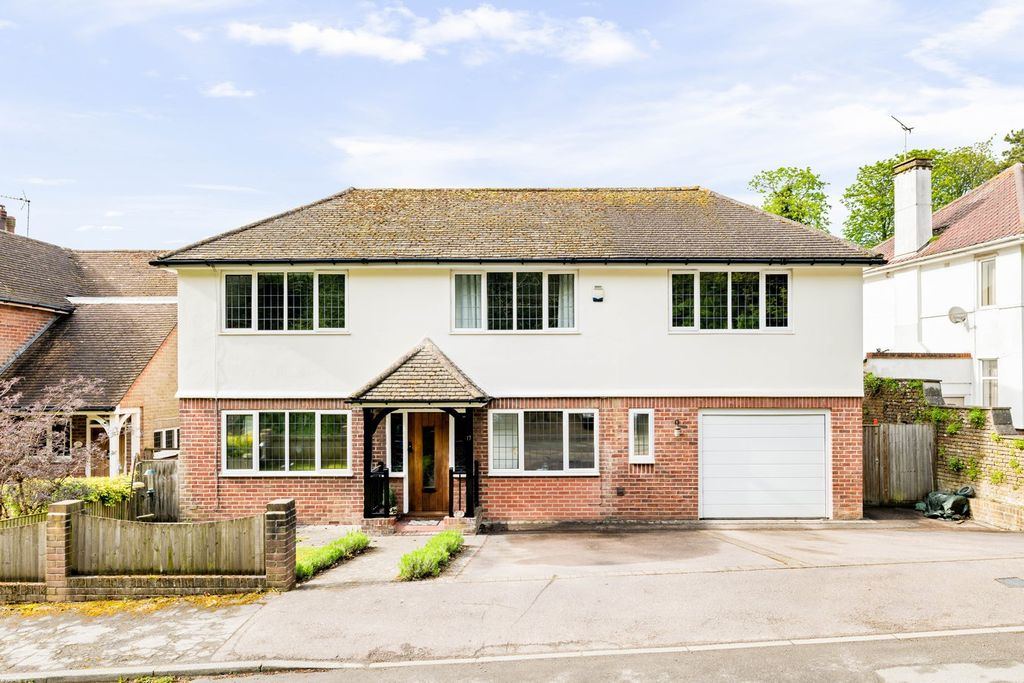 Property photo 1 of 21