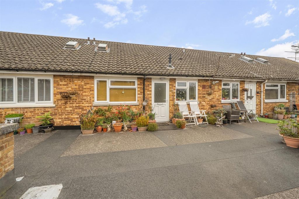 Property photo 2 of 14 1-69Cb6Bcba7d77-1430589-1-69c66c98Ae11A-1c.Jpg