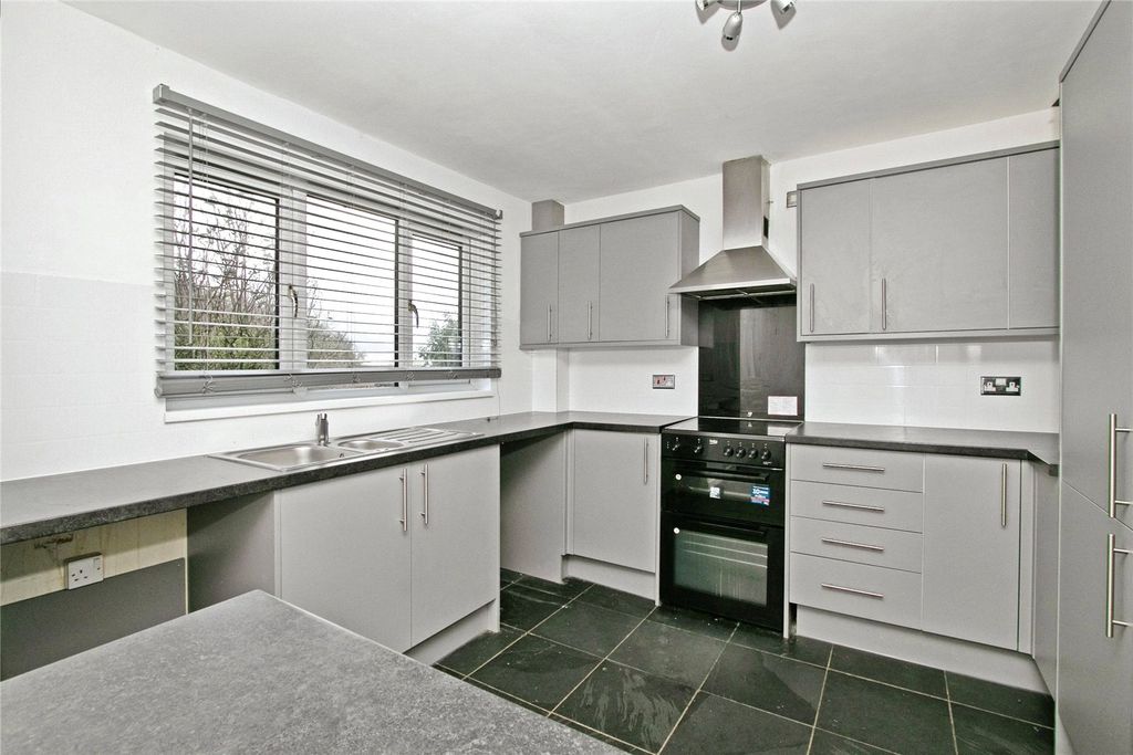 Property photo 2 of 14 Breakfast Kitchen