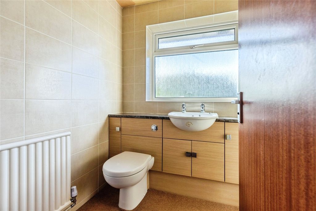 Property photo 3 of 23 Picture No. 21