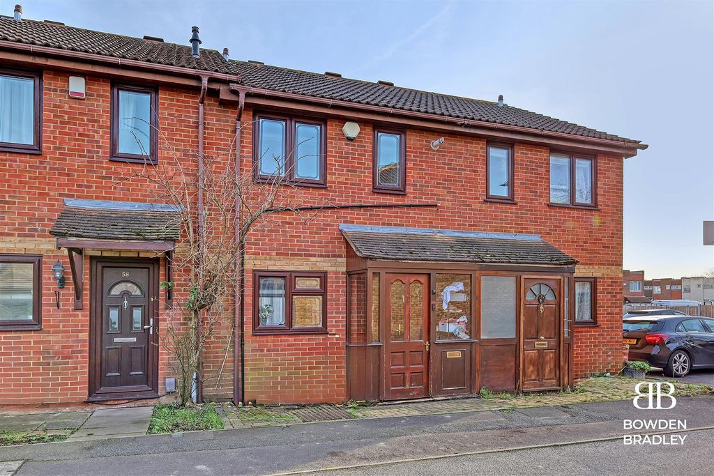 Property photo 1 of 12 External