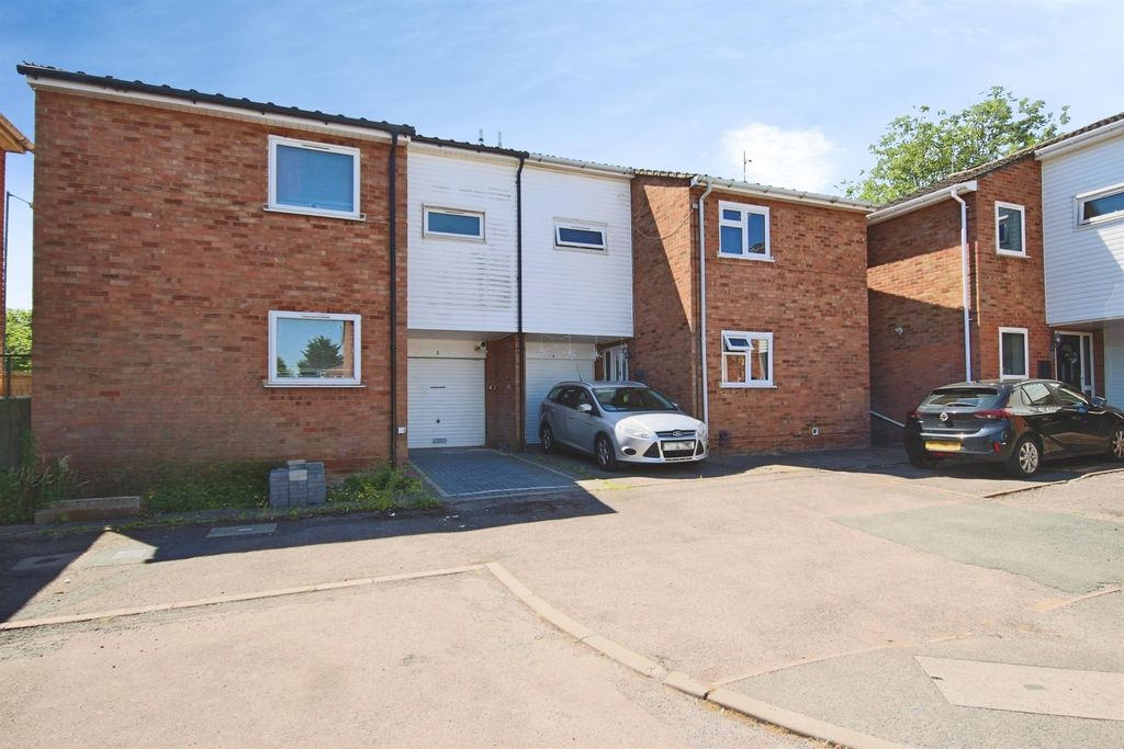 Property photo 1 of 14
