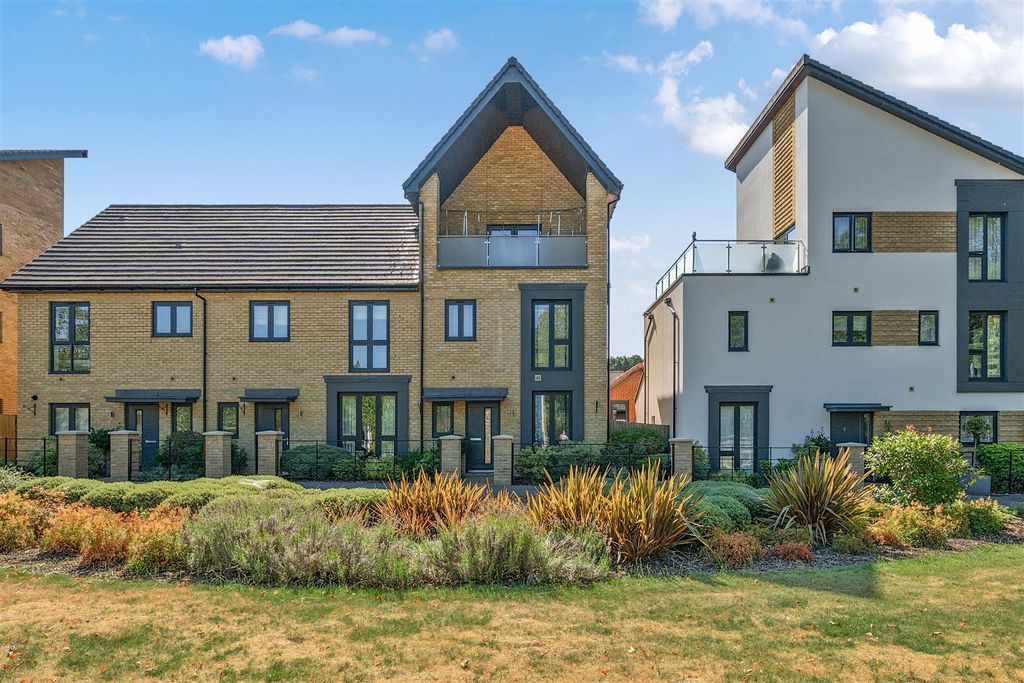 Property photo 1 of 15 1325023-1-6870d760E8c9B.Jpg