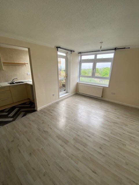 Property photo 3 of 6 Image 3