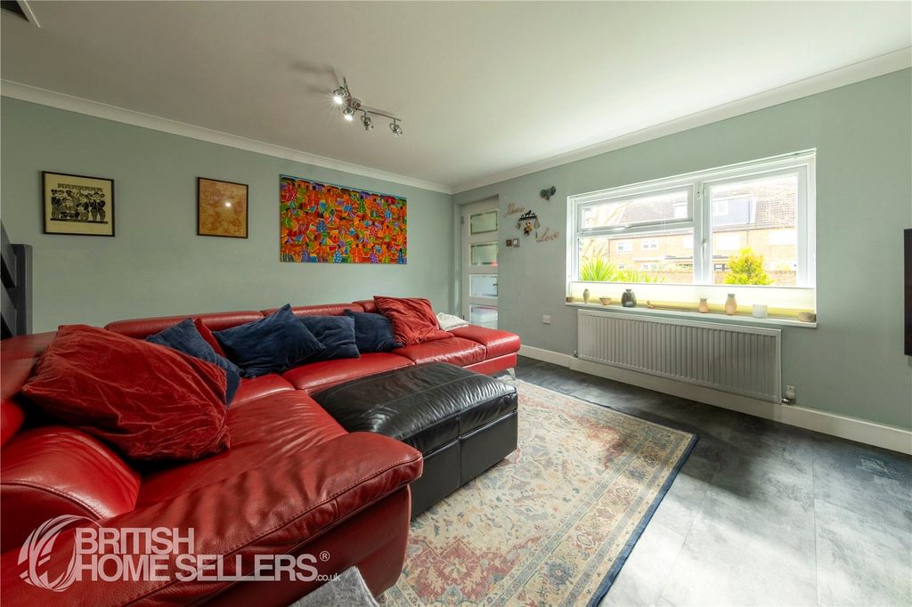 Property photo 2 of 18 Picture No. 19