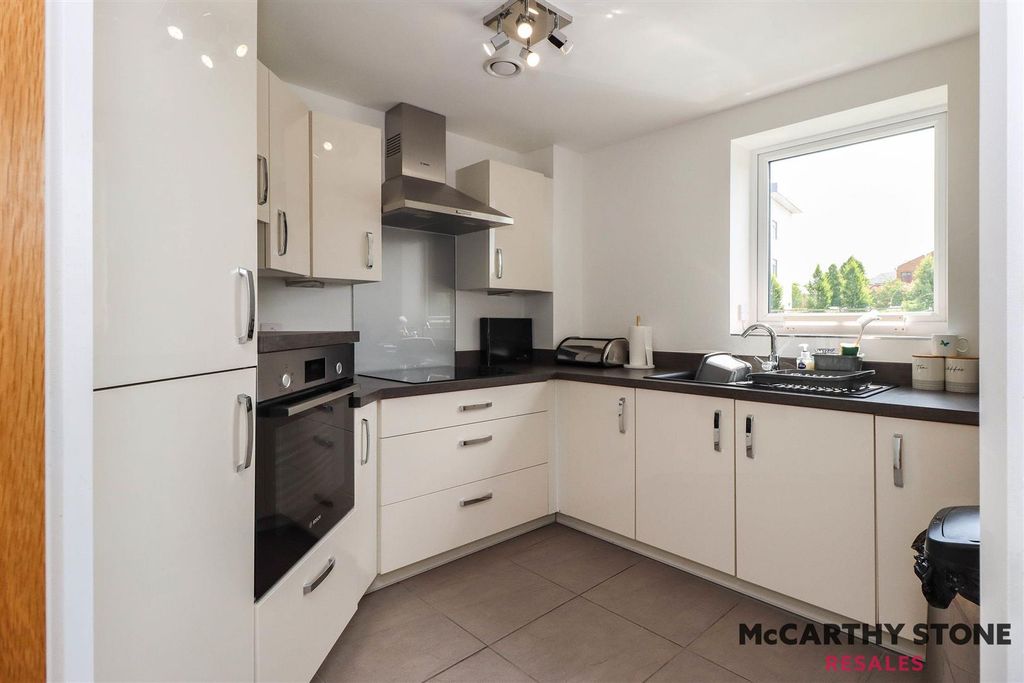 Additional image 5 of 1 bed flat for saleTrimbush Way, Market Harborough LE16