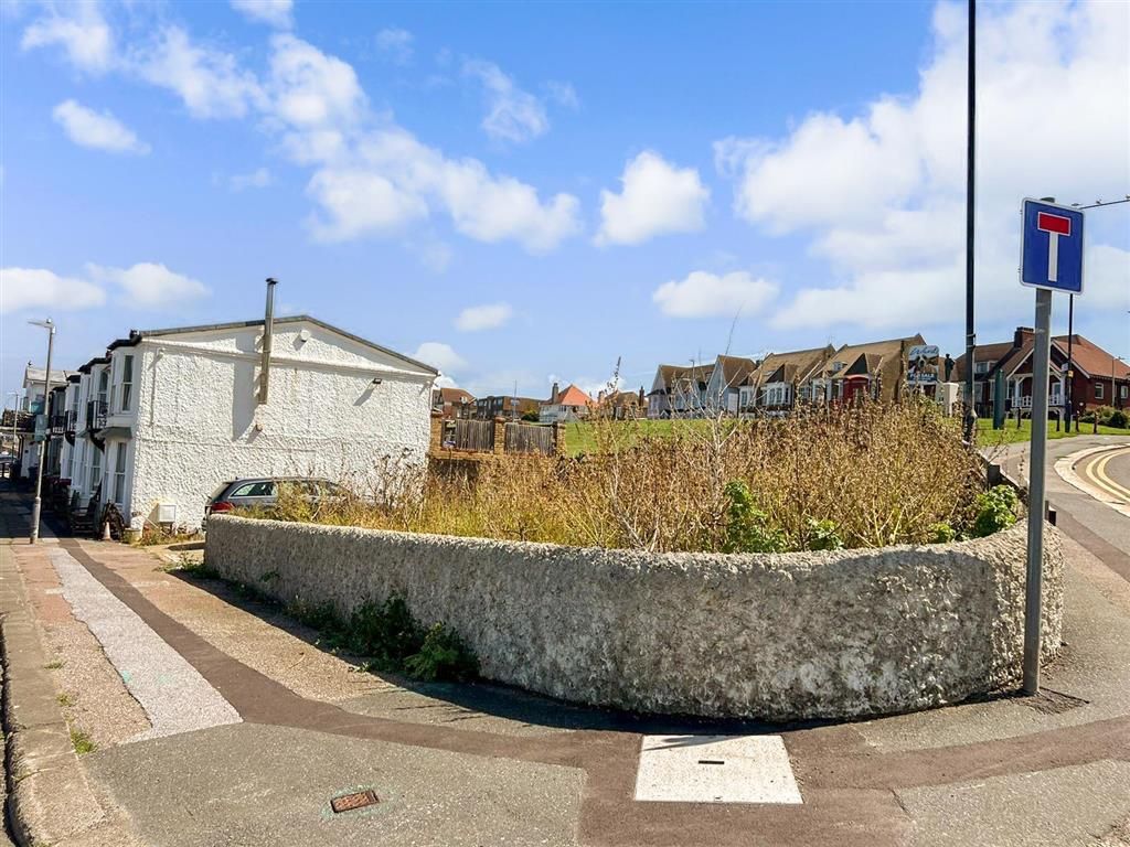 Property photo 2 of 8 Land From Wall