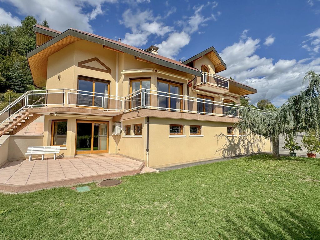 Property photo 1 of 30