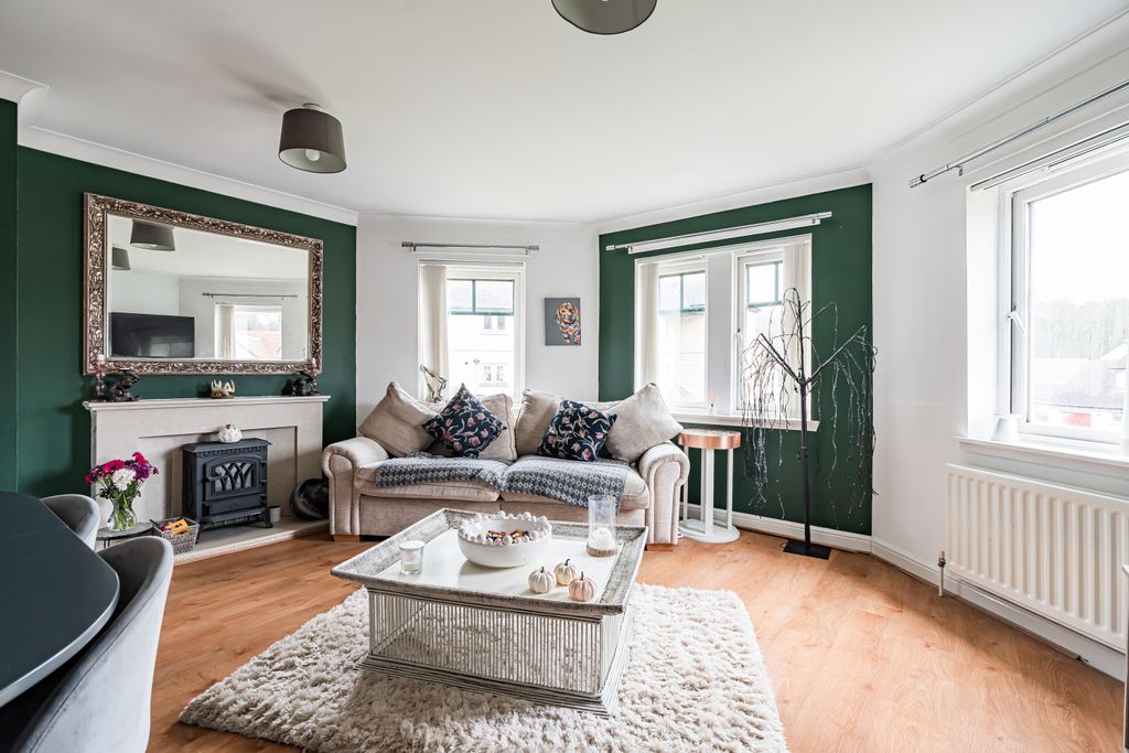 Property photo 2 of 25 Property Image 2