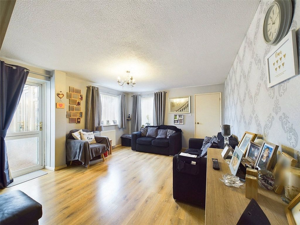 Property photo 2 of 10 Picture No. 01