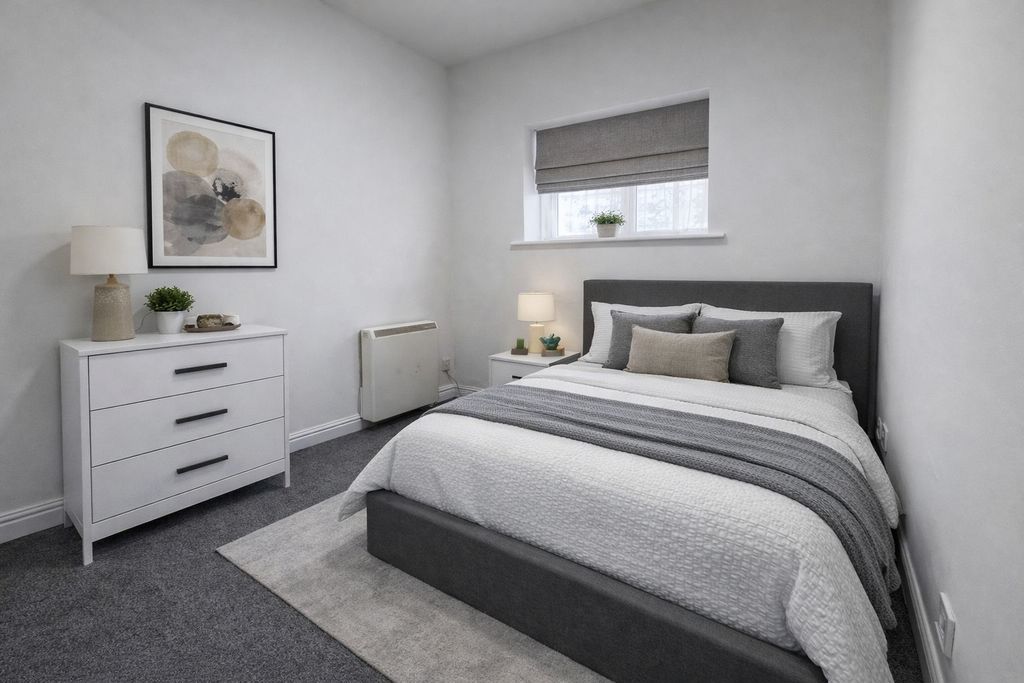 Property photo 3 of 5 Photo 4