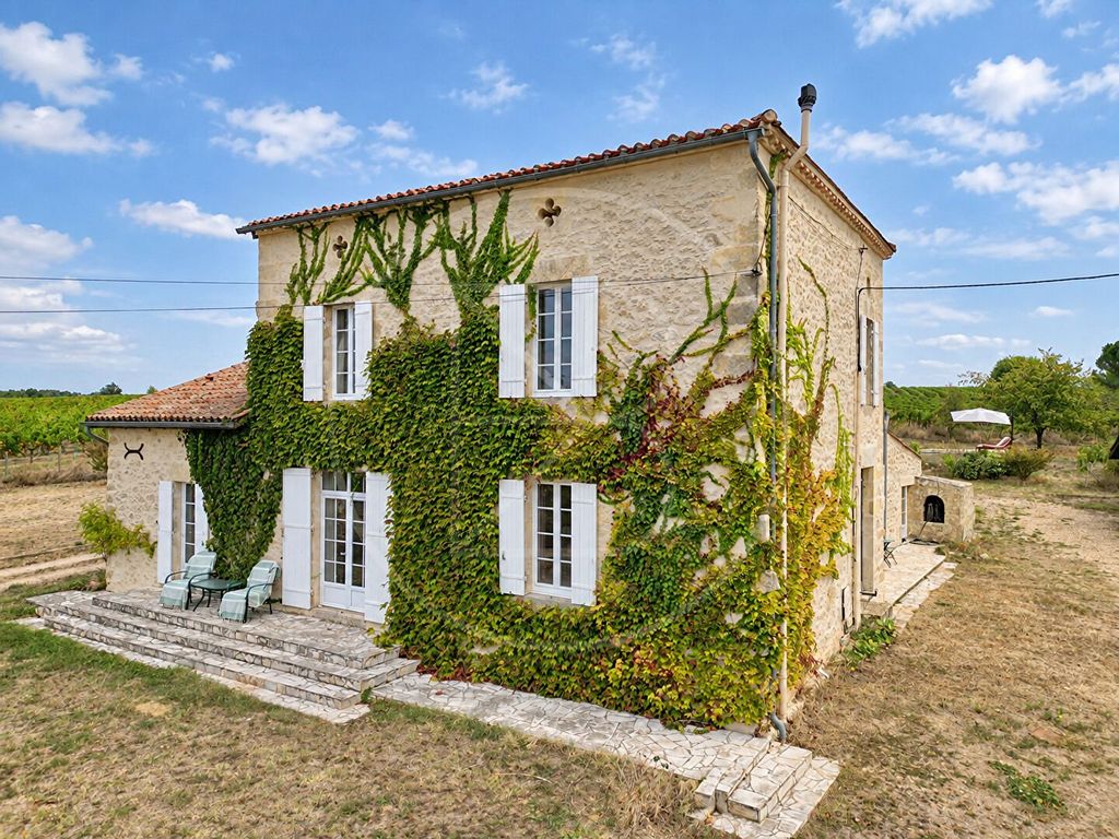 Property photo 1 of 17 A Countryside Retreat With Rare Dual-Living Potential