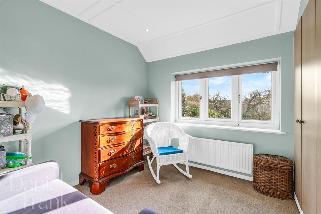 Additional image 38 of 5 bed detached house for saleTycehurst Hill, Loughton IG10