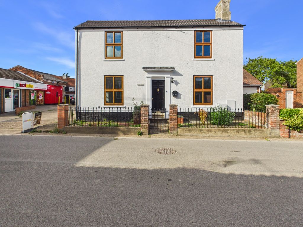 Property photo 1 of 18 5532462