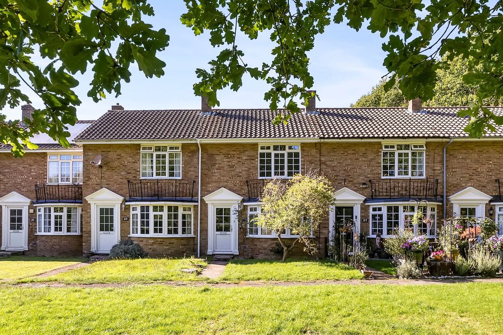 Property photo 1 of 12