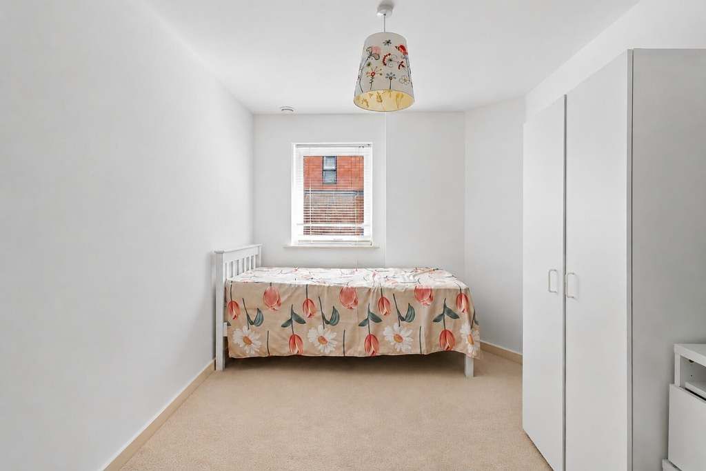 Property photo 3 of 9 Bedroom 1