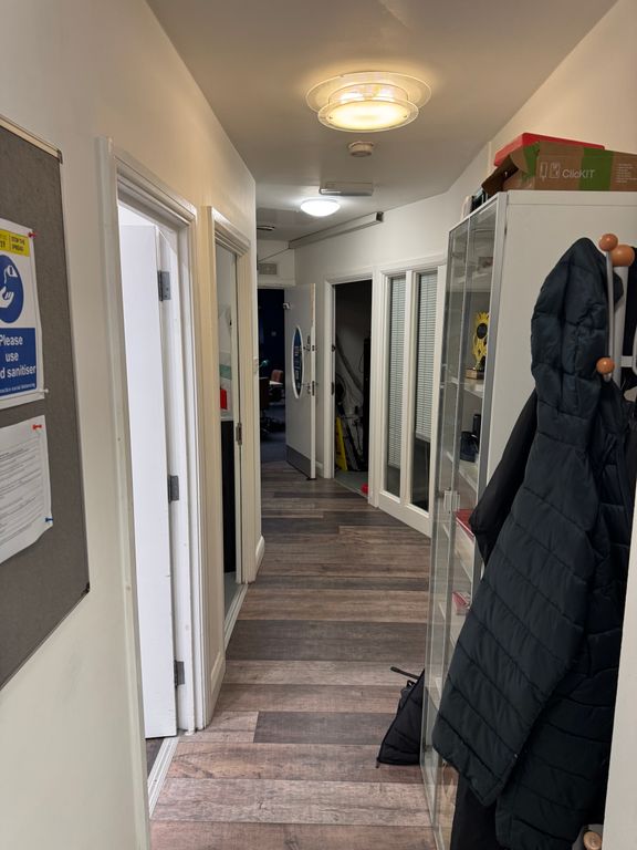 Property photo 3 of 4