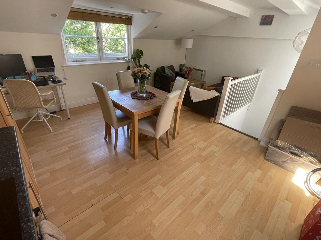 Property photo 3 of 9 Dining Room