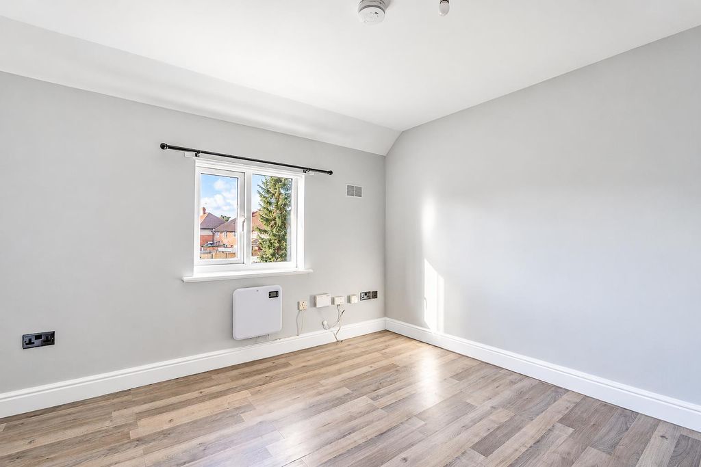 Property photo 2 of 9 Flat 2, 87 Cs-2.Jpg